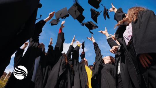 Quelles-sont-les-differences-entre-bachelor-et-licence-