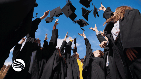 Quelles-sont-les-differences-entre-bachelor-et-licence-