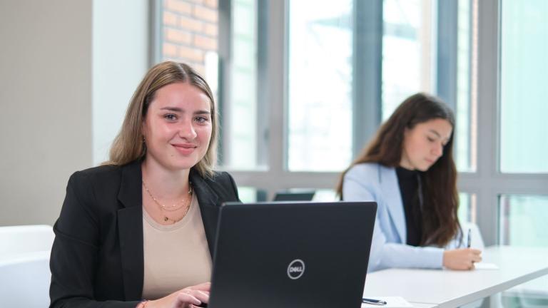 GROUPE ETUDIANTS ESLSCA