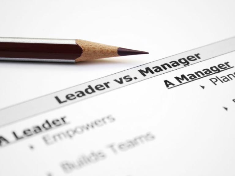 6_differences_entre_un_chef_et_un_leader_en_management.jpg