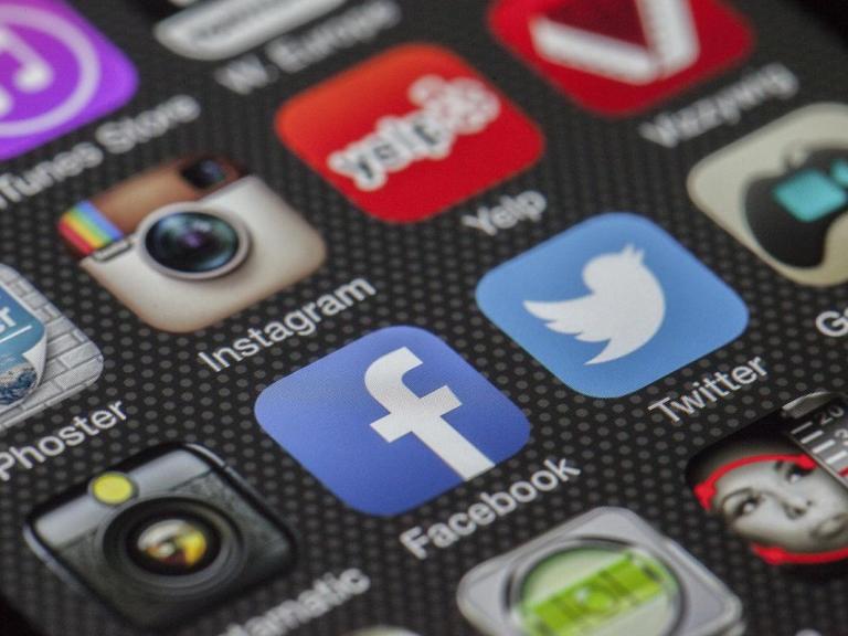 le-roele-primordial-des-reuseaux-sociaux-dans-la-digitalisation-des-entreprises_0.jpg