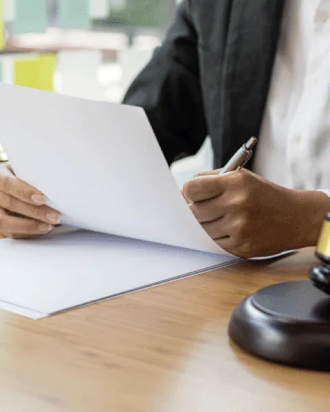 ARTICLE_-Les-pactes-dassocies-pour-proteger-les-interets-des-parties-dans-les-entreprises